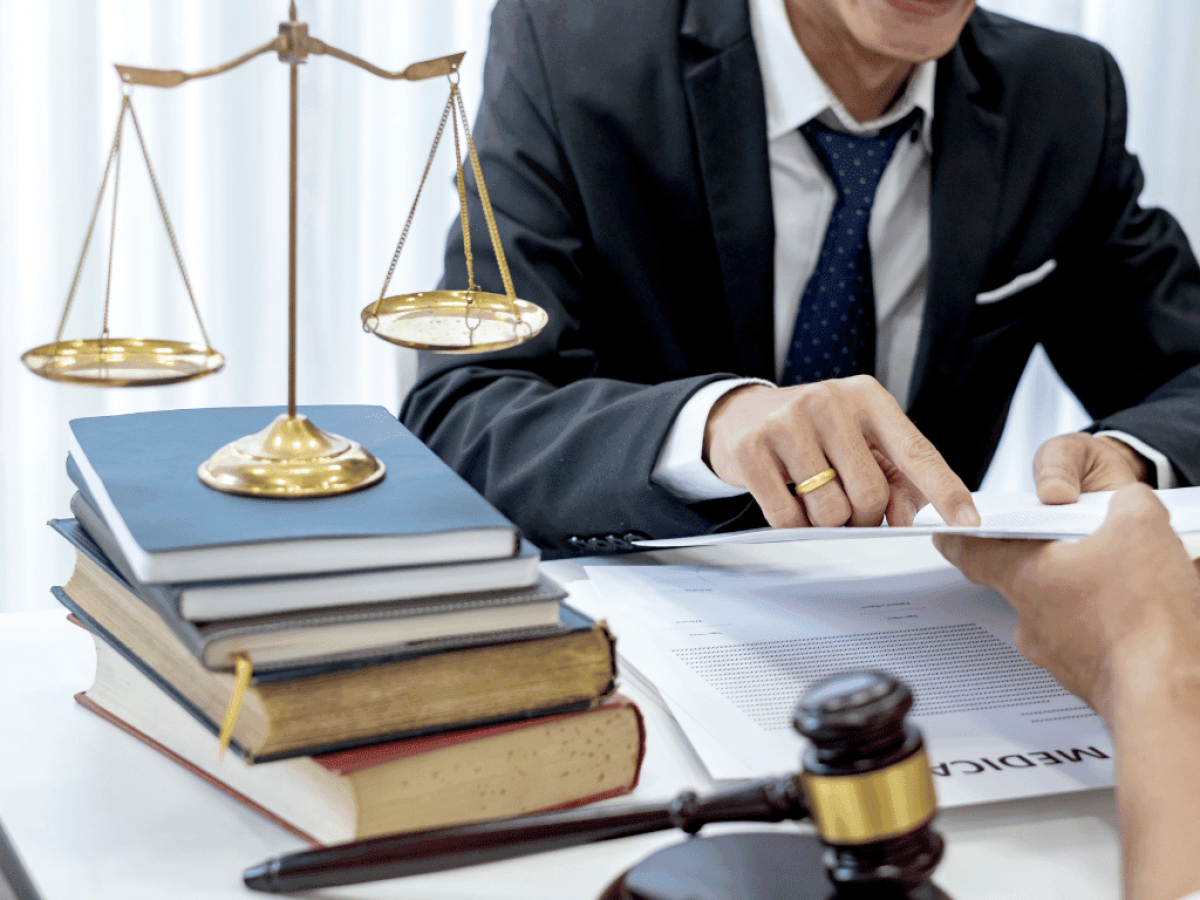 Ophthalmology Expert Witness